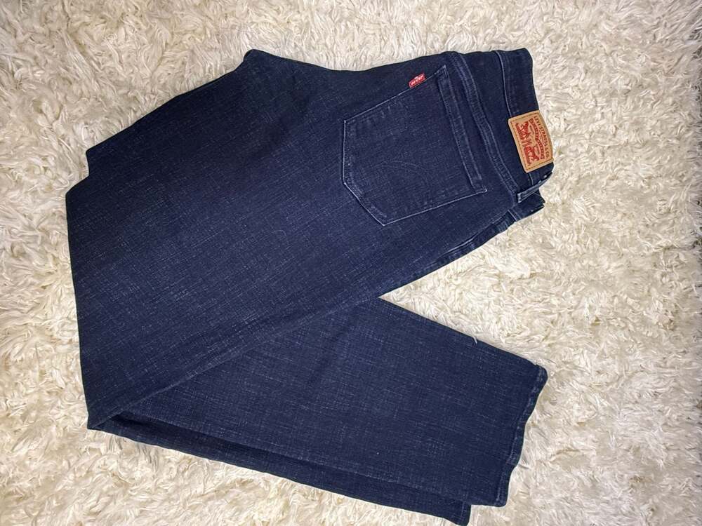 Levi's 505 Straight Fit Dark Wash Jeans Size 28